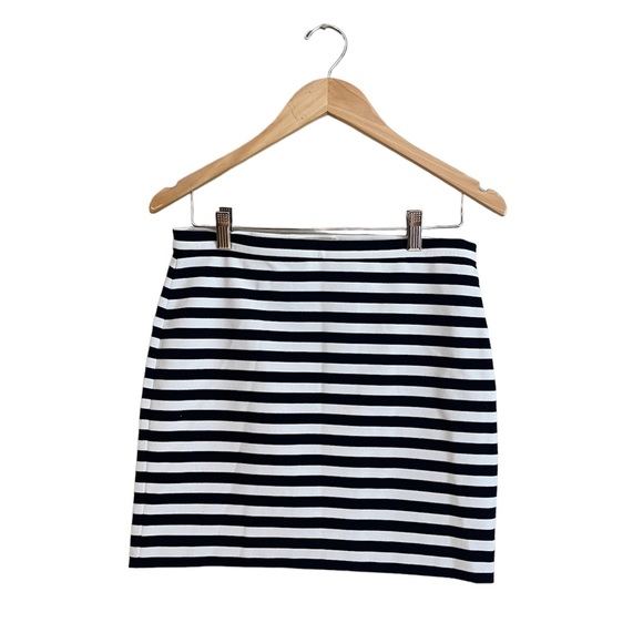 Michael Kors Striped Mini Skirt - Picture 3 of 5